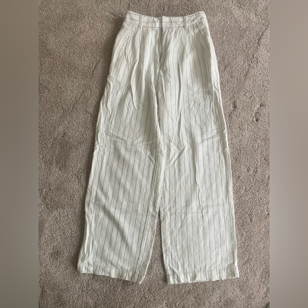 Gap Women’s Linen Striped Pant